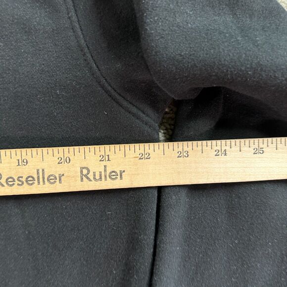 King Universal Grandma Sweater Womens Large Black Cardinals Christmas Crewneck - Picture 10 of 11